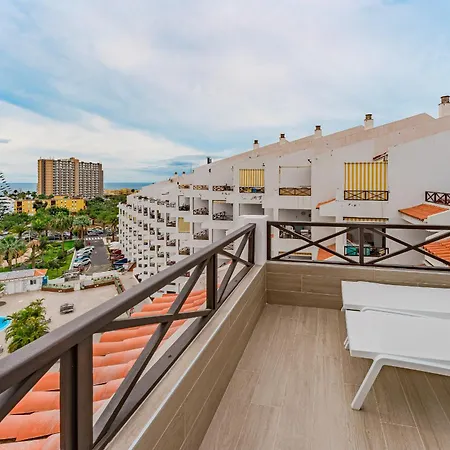 Cristianos San Marino Bluesky Apartment *